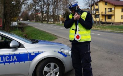 Policja nie zwalnia tempa. Kierowcy powinni